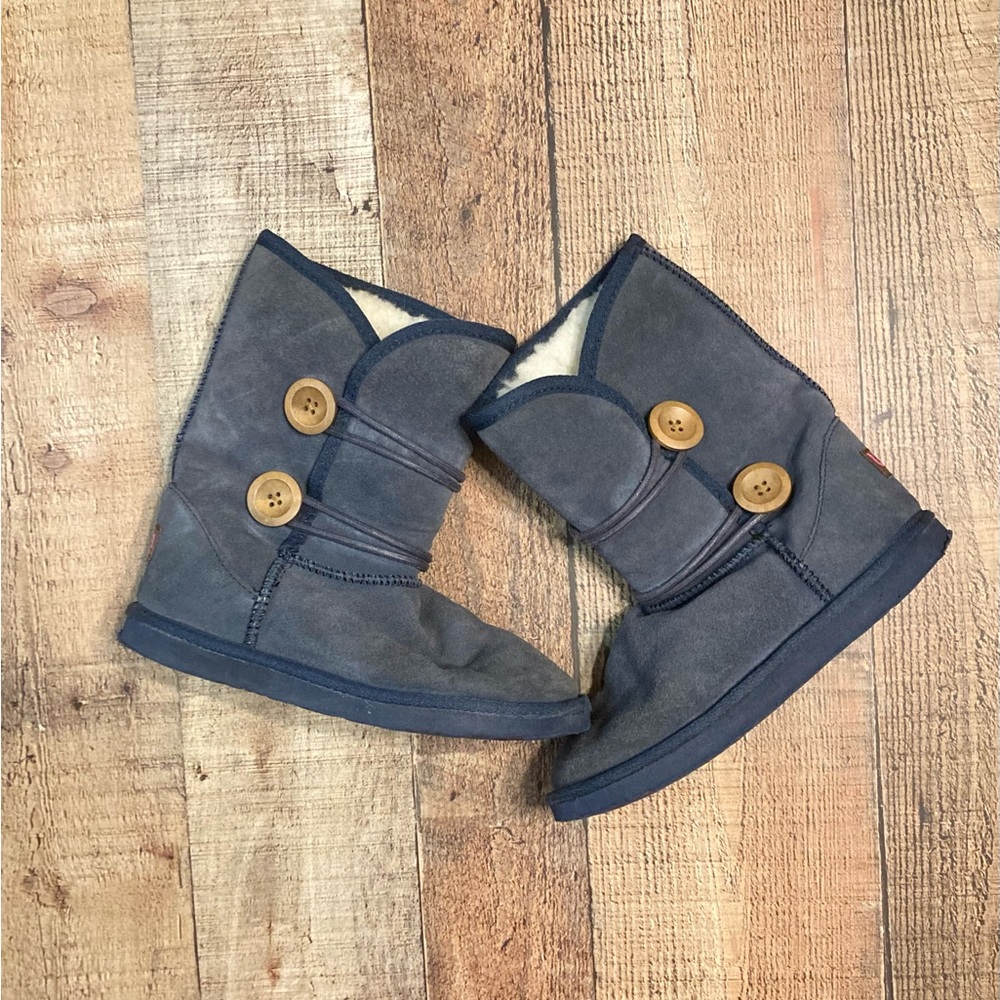 UKALA Winter Boots Size 4 Girls Blue Buttons Outdoors Cozy Merino Wool